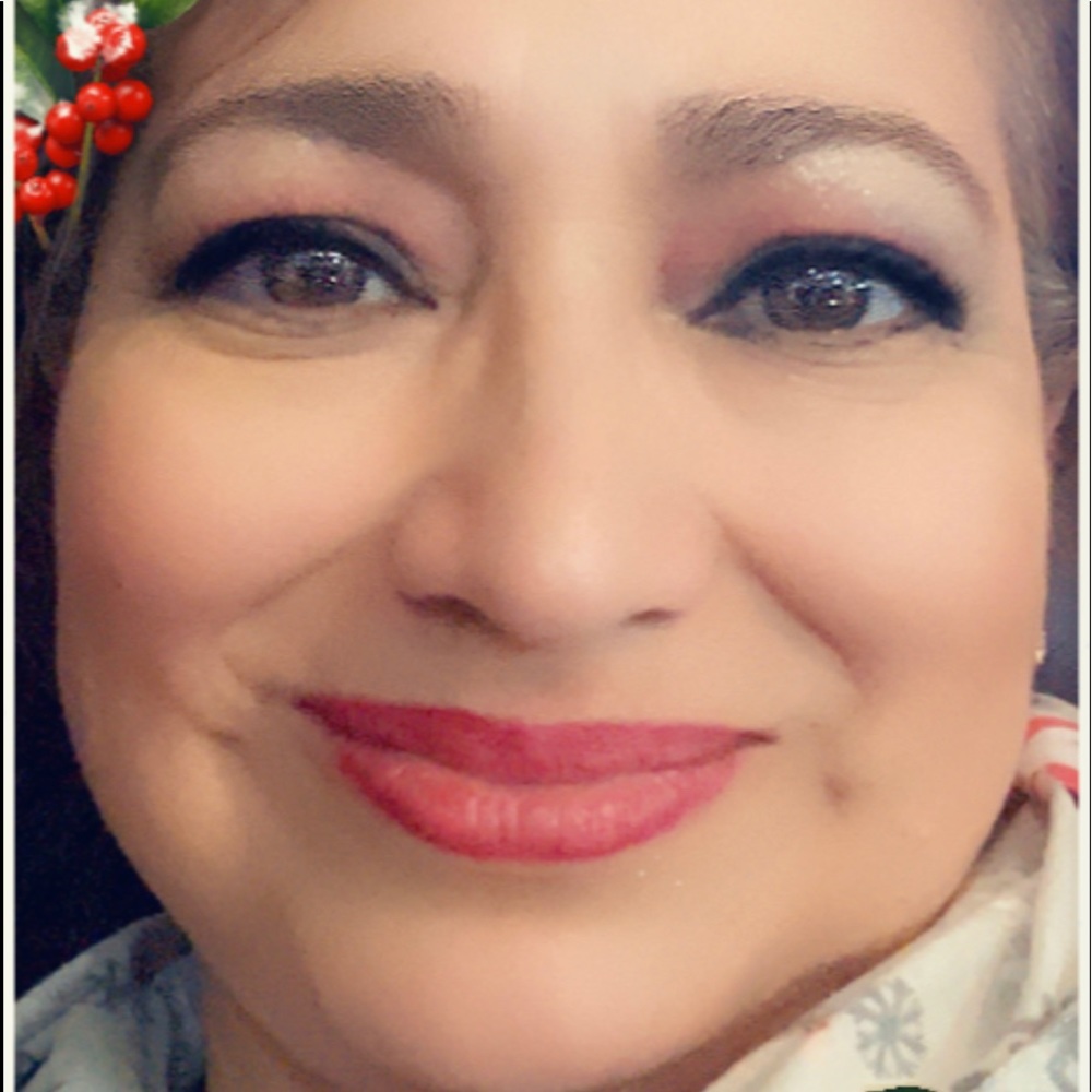 Meet your Posher, Veronica